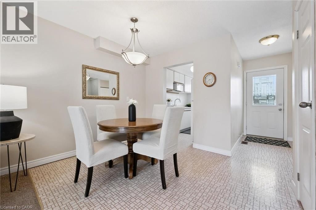 205 - 31 GREENGATE ROAD Image 4