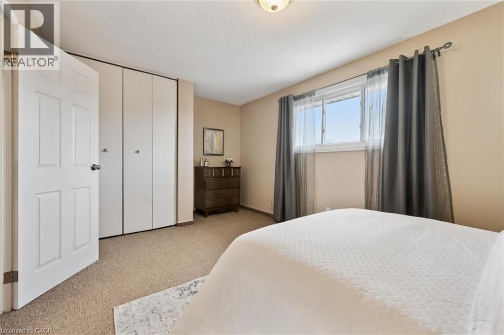 205 - 31 GREENGATE ROAD Image 8