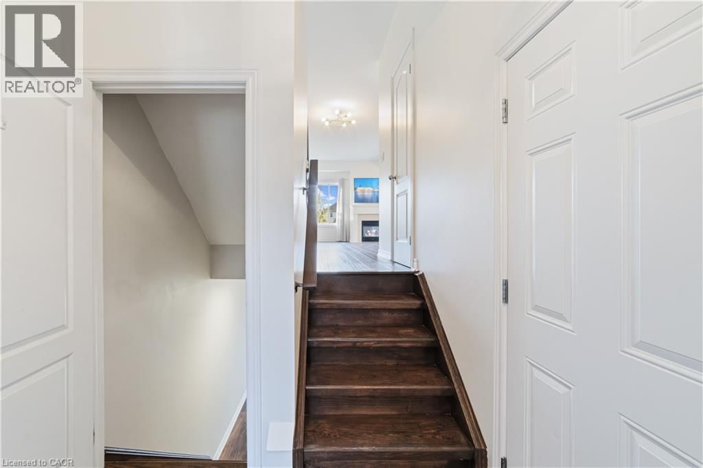 18 - 9 LIDDYCOAT LANE Image 6