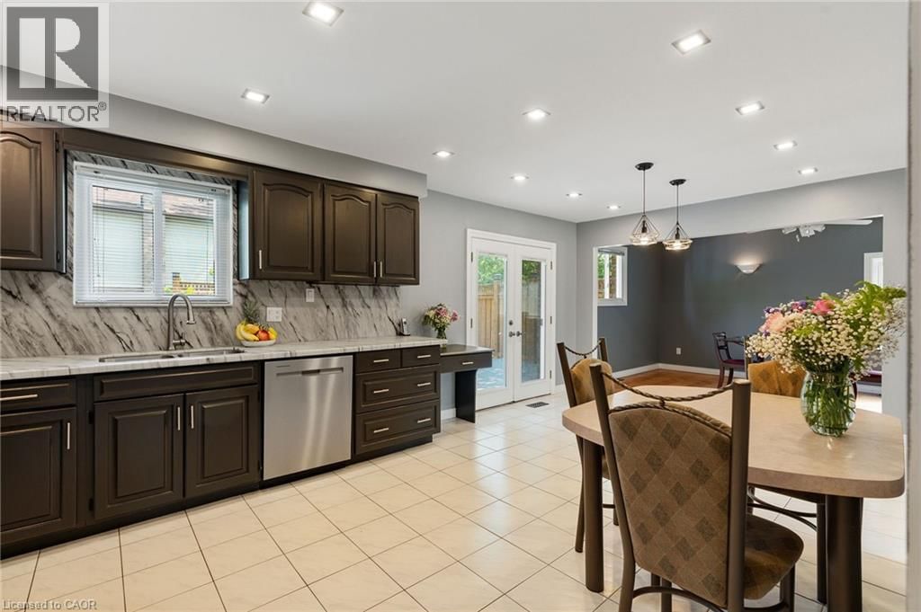 25 BURKE DRIVE Image 13