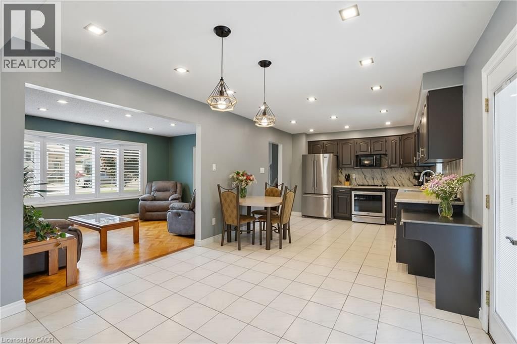 25 BURKE DRIVE Image 18