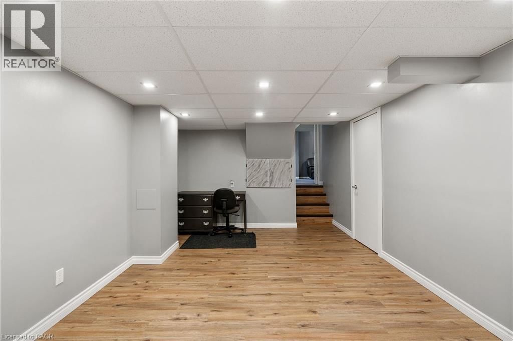 25 BURKE DRIVE Image 36