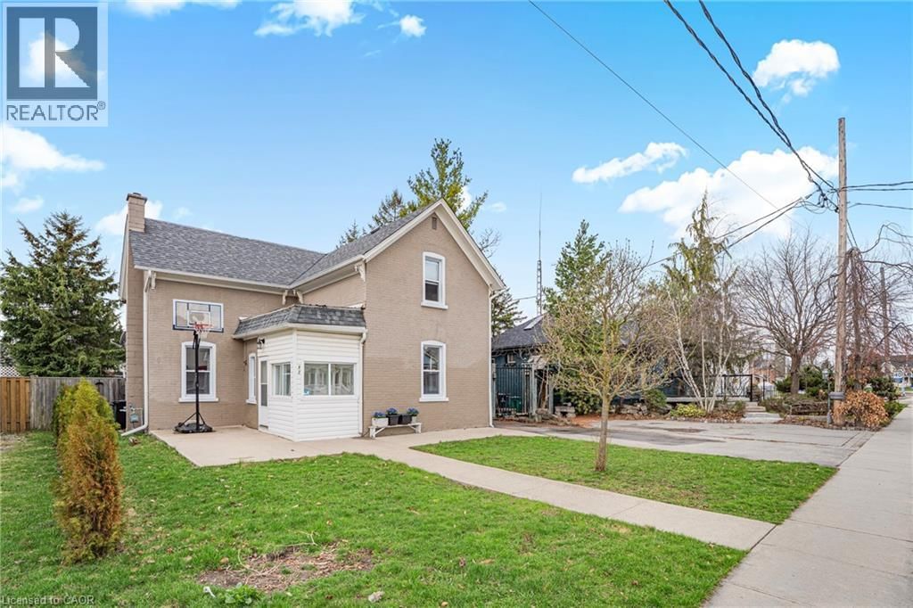 82 BOND STREET Image 41