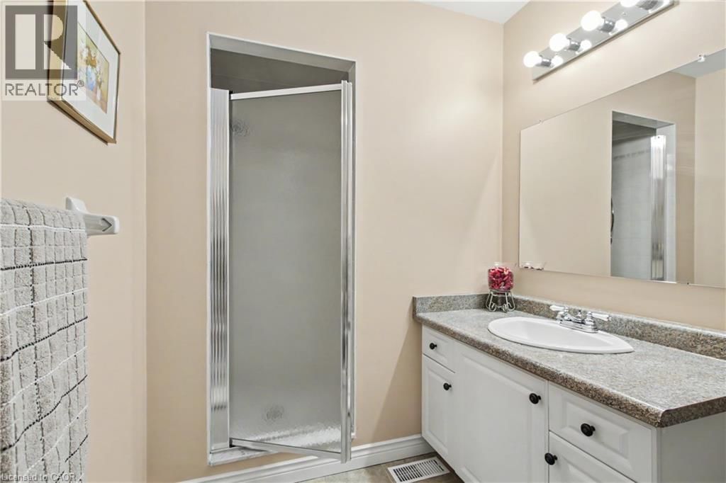 98 BEASLEY CRESCENT Image 23