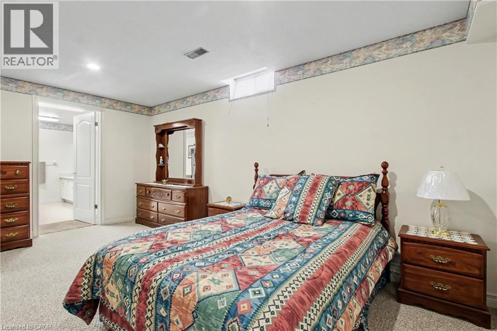 98 BEASLEY CRESCENT Image 28