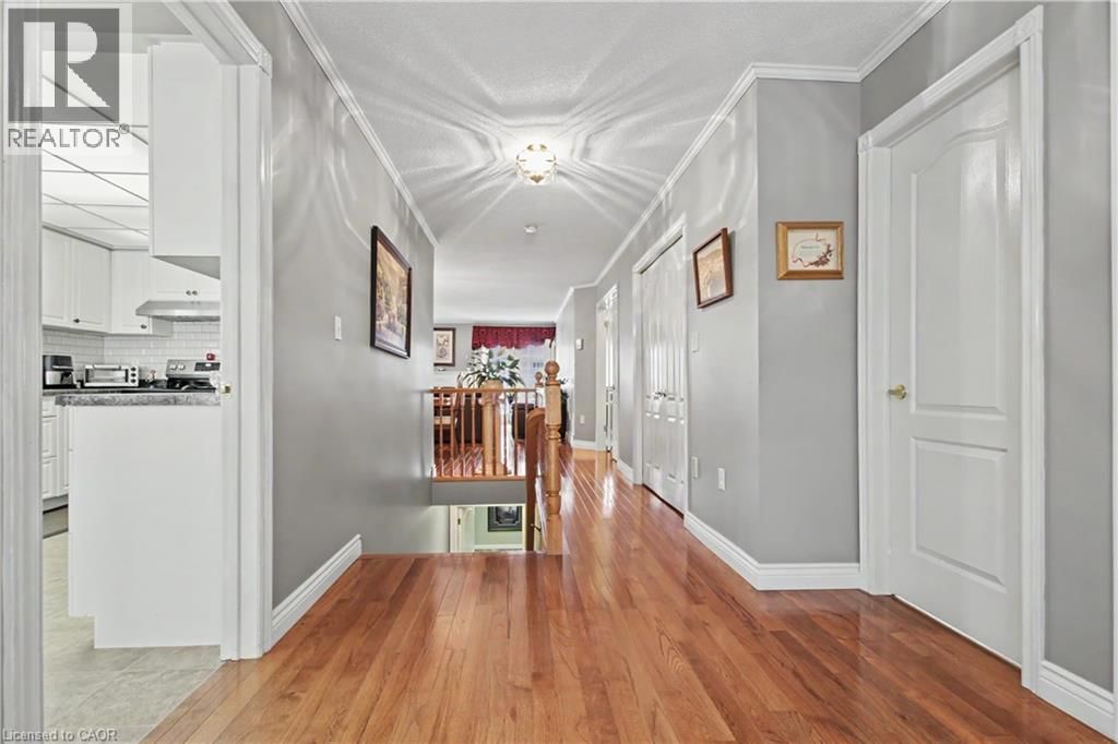 98 BEASLEY CRESCENT Image 6