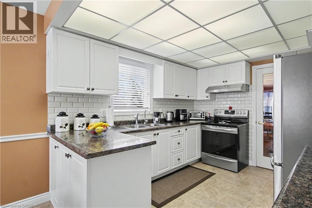 98 BEASLEY CRESCENT Image 8