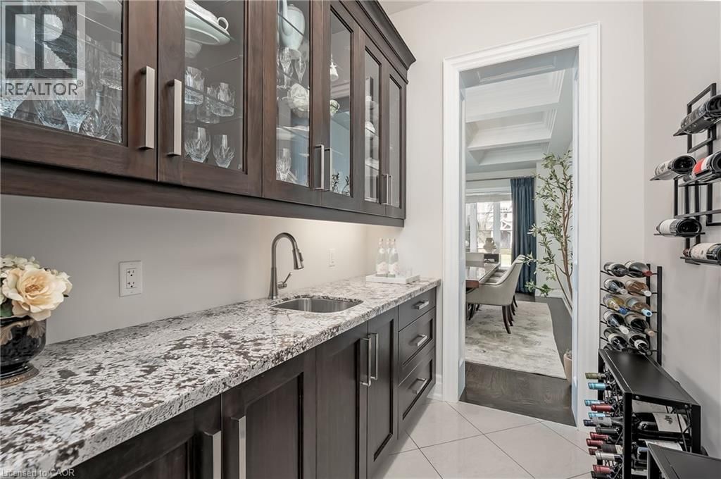 594 MAPLEHURST AVENUE Image 12