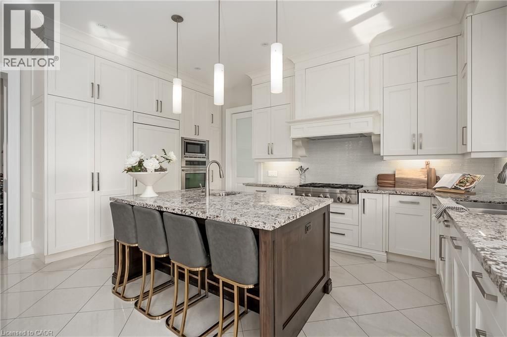 594 MAPLEHURST AVENUE Image 13