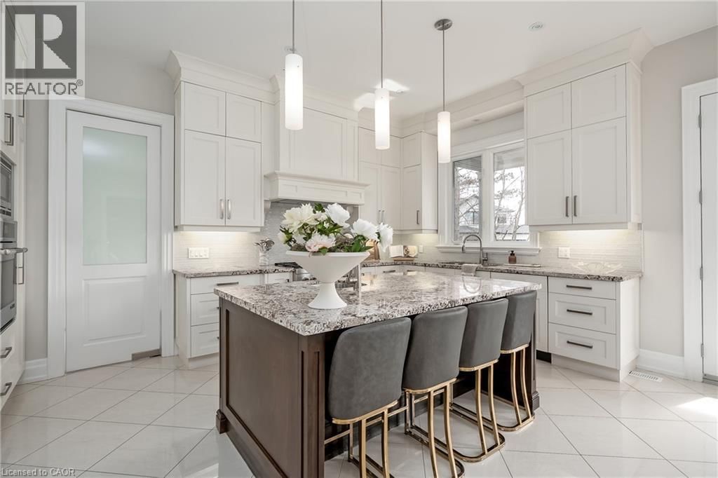 594 MAPLEHURST AVENUE Image 14