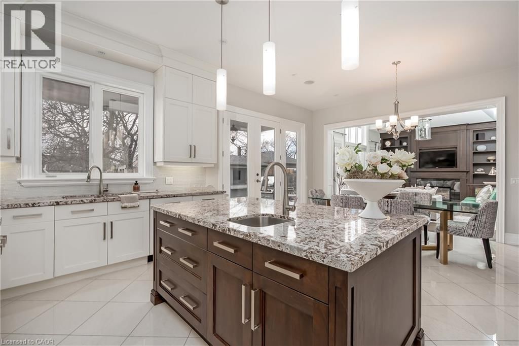 594 MAPLEHURST AVENUE Image 16