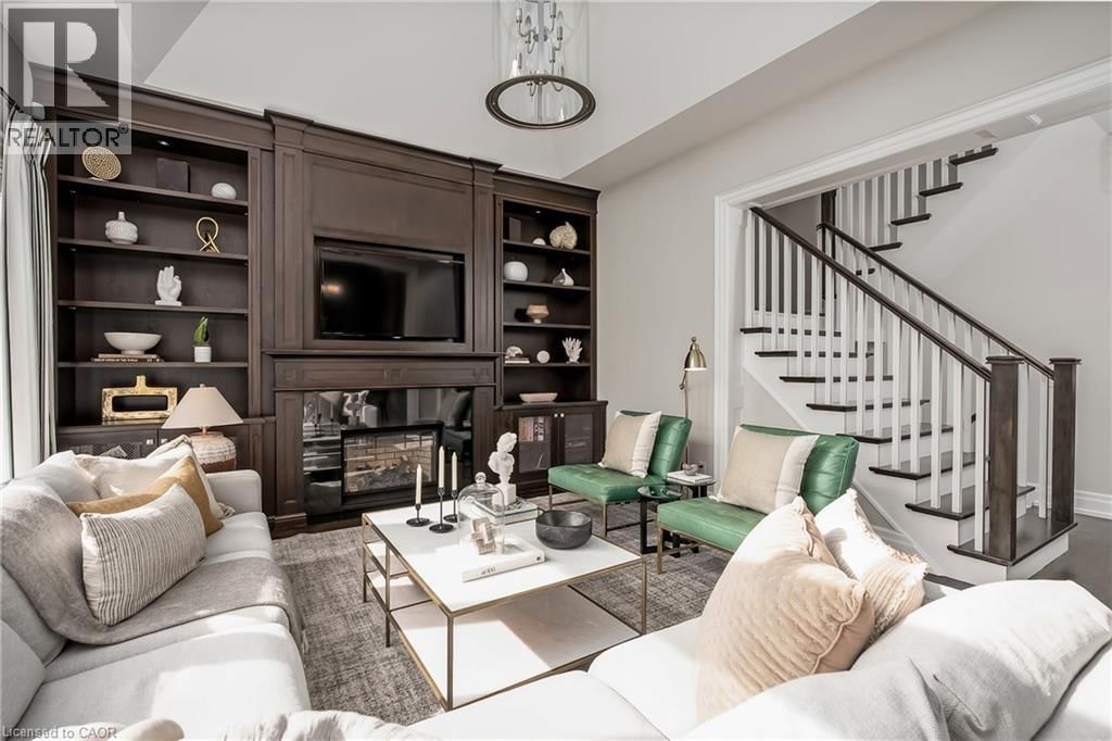 594 MAPLEHURST AVENUE Image 21