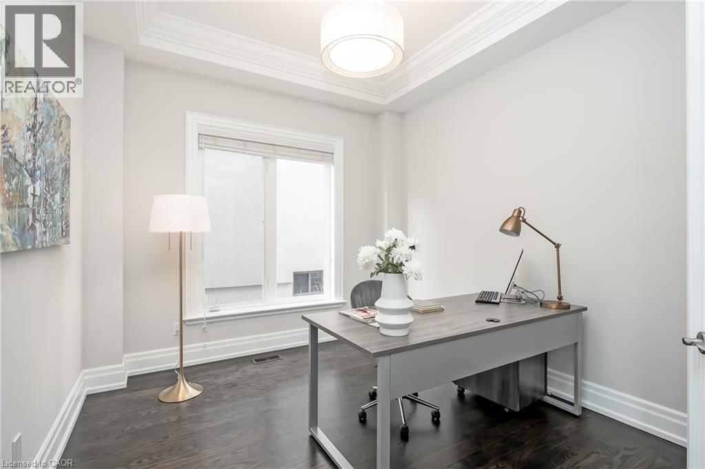 594 MAPLEHURST AVENUE Image 23