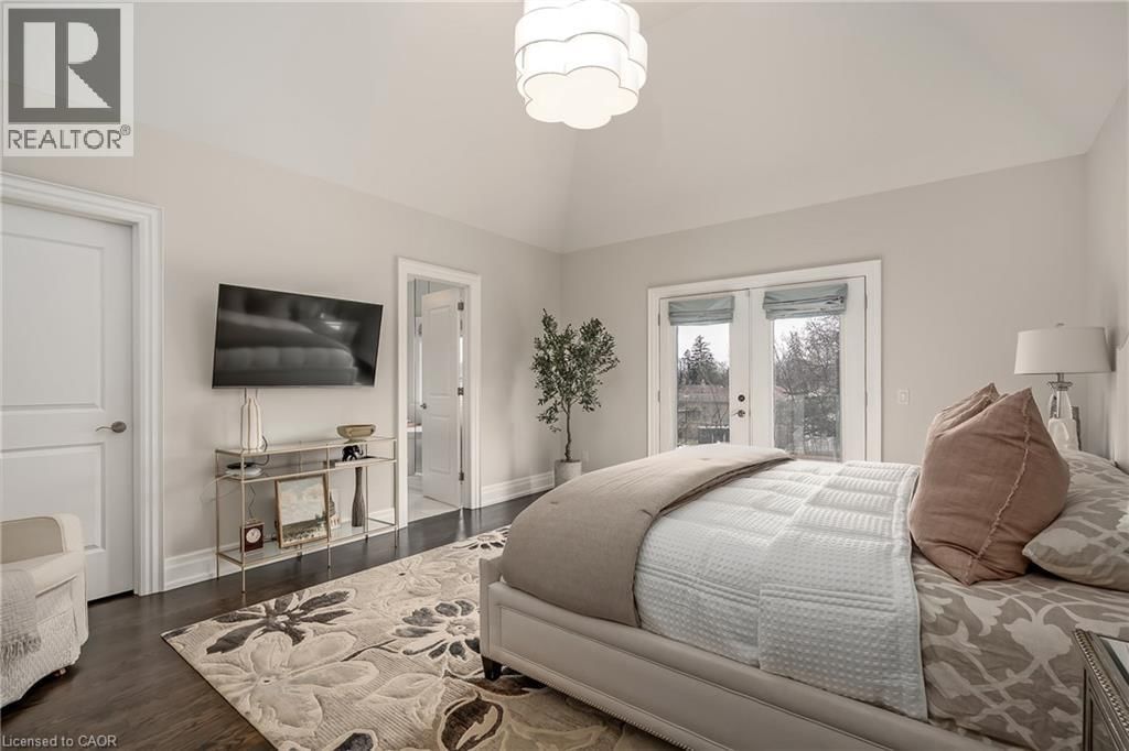 594 MAPLEHURST AVENUE Image 26