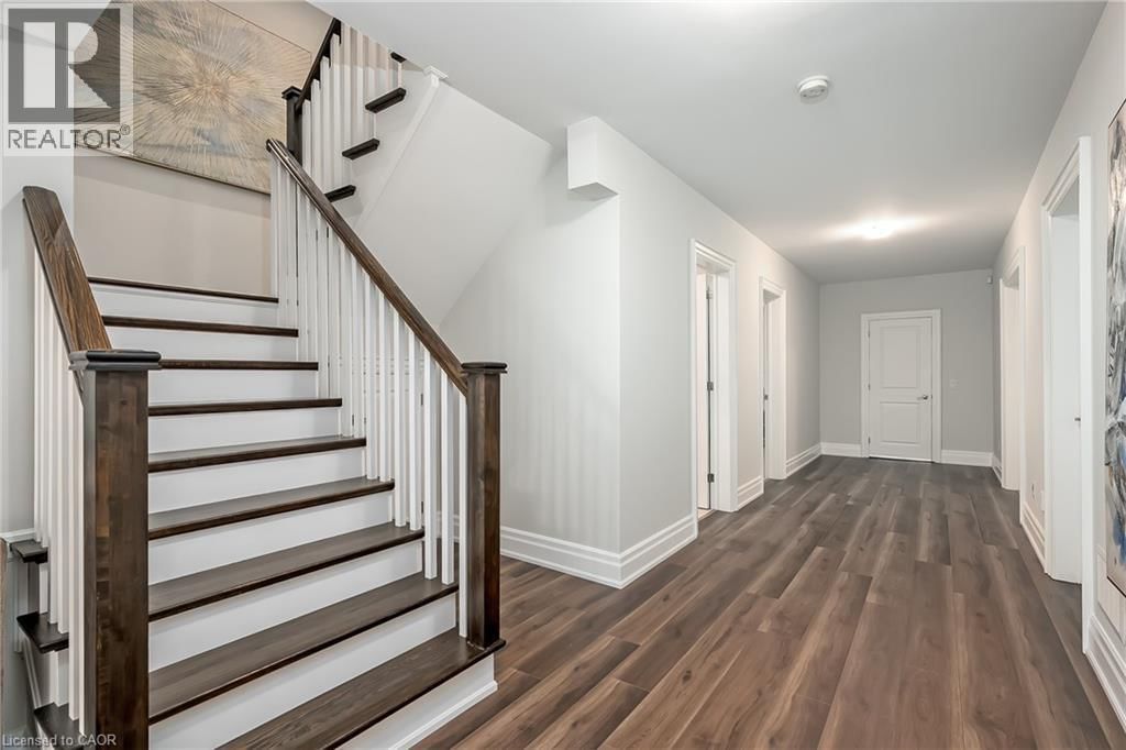 594 MAPLEHURST AVENUE Image 37