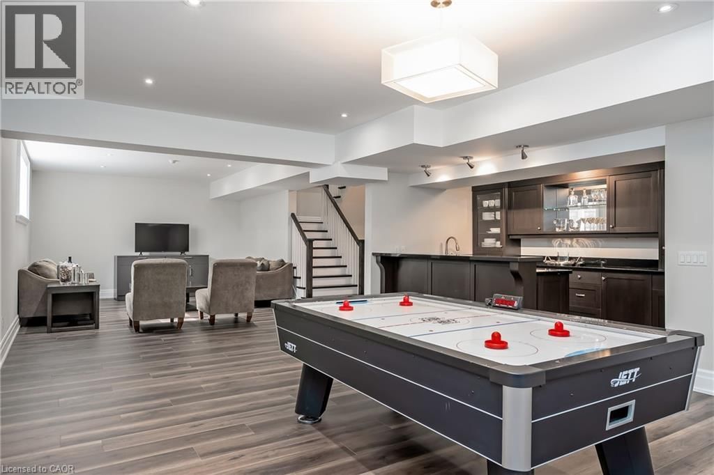 594 MAPLEHURST AVENUE Image 40