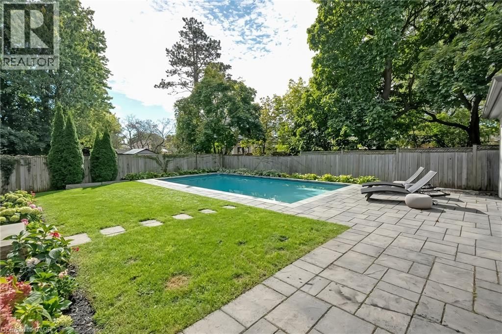 594 MAPLEHURST AVENUE Image 49