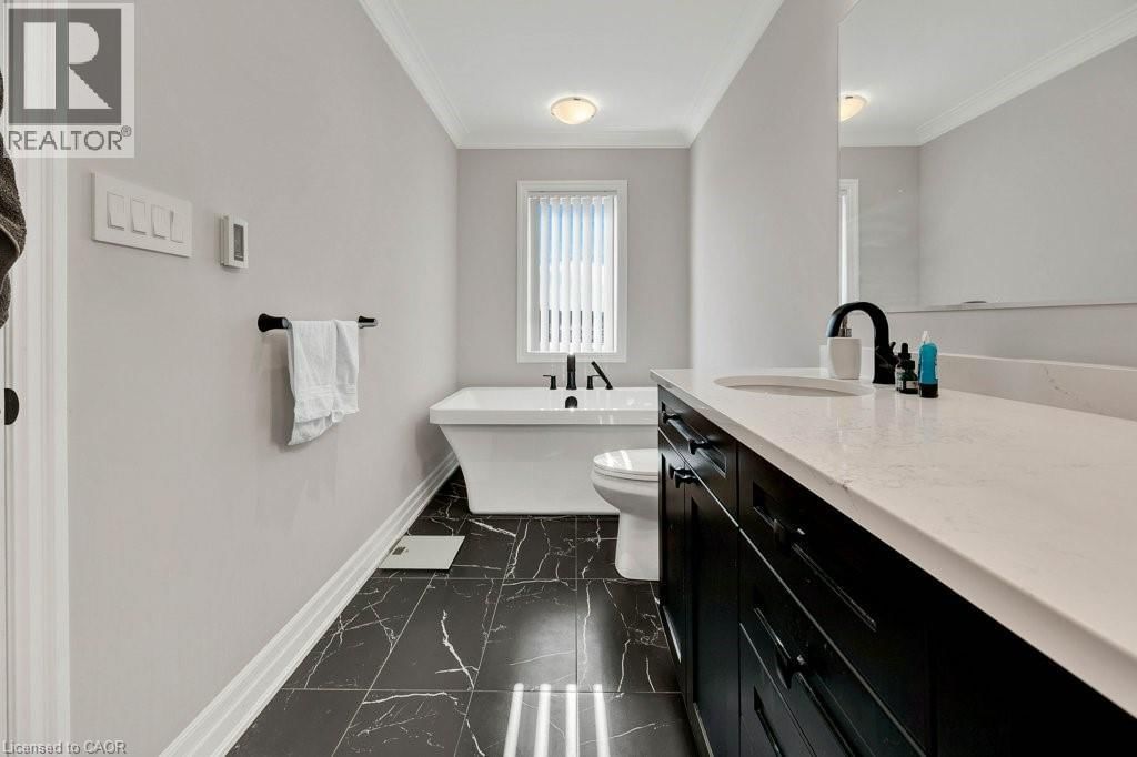 124 FORESTWALK STREET Image 20