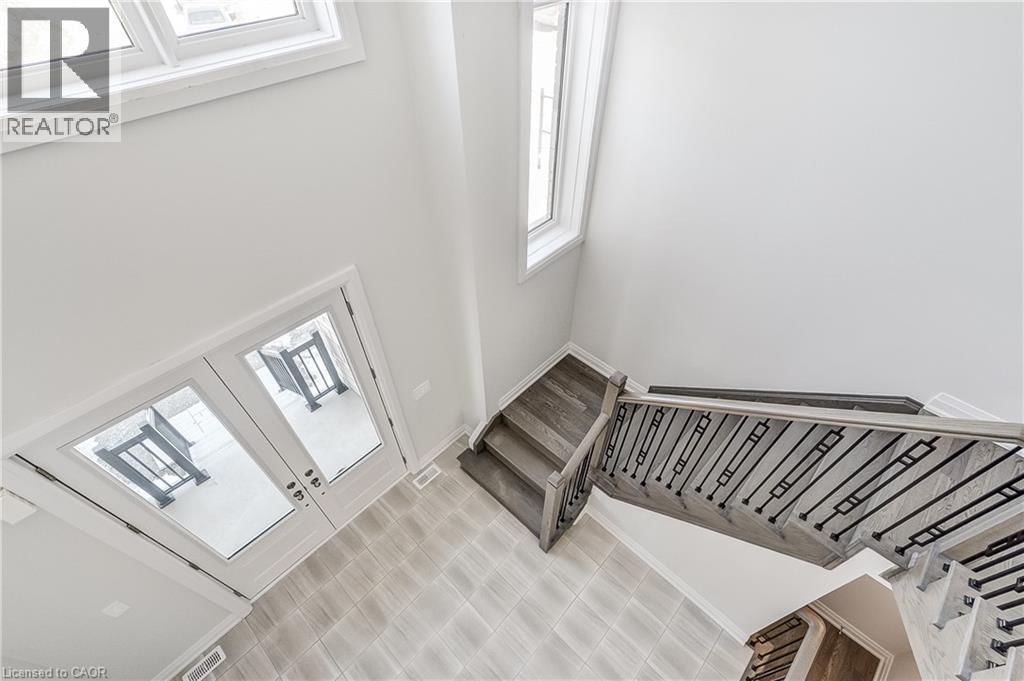 35 WALTERS STREET Image 21