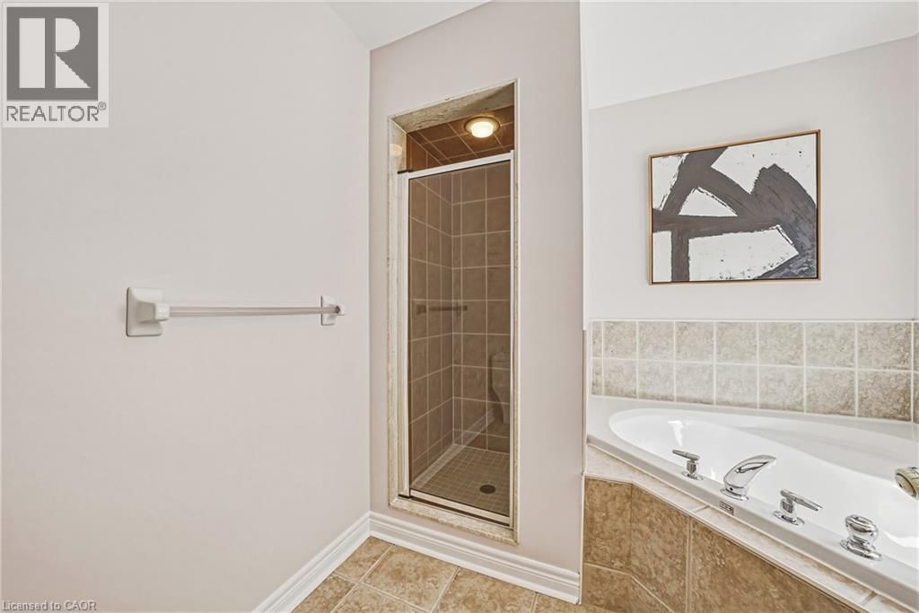 125 CREEK PATH AVENUE Image 24