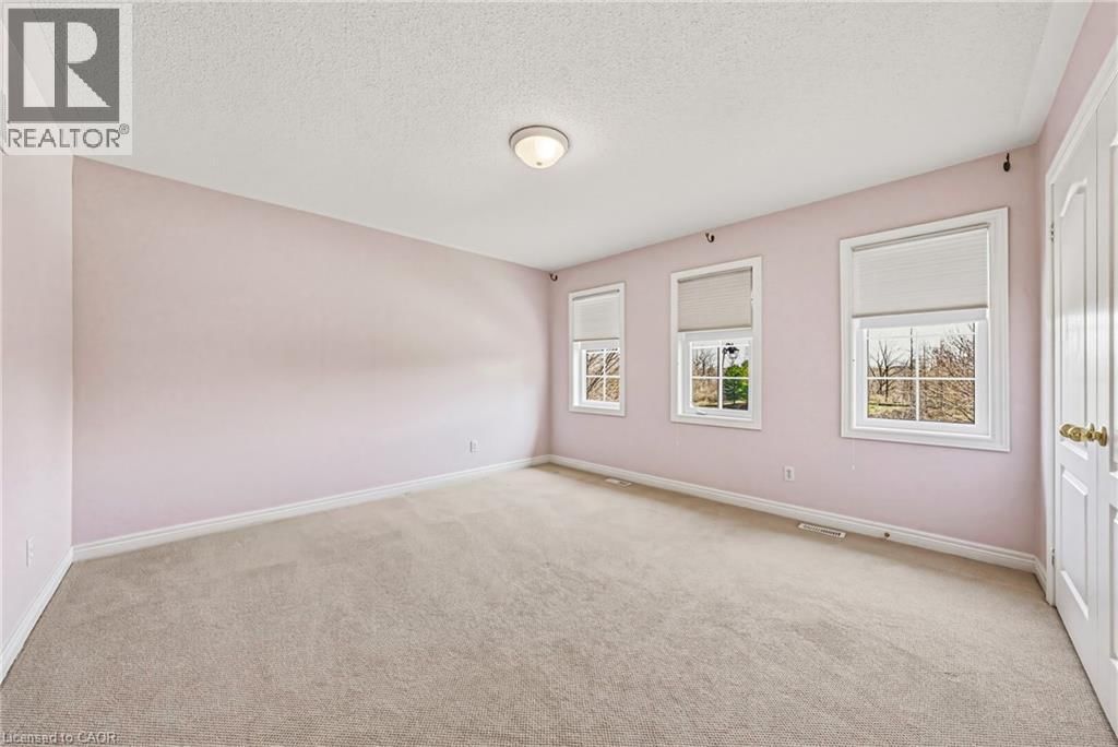 125 CREEK PATH AVENUE Image 27