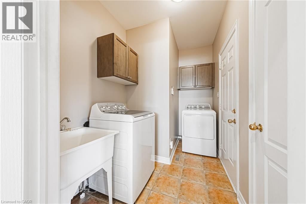 125 CREEK PATH AVENUE Image 32