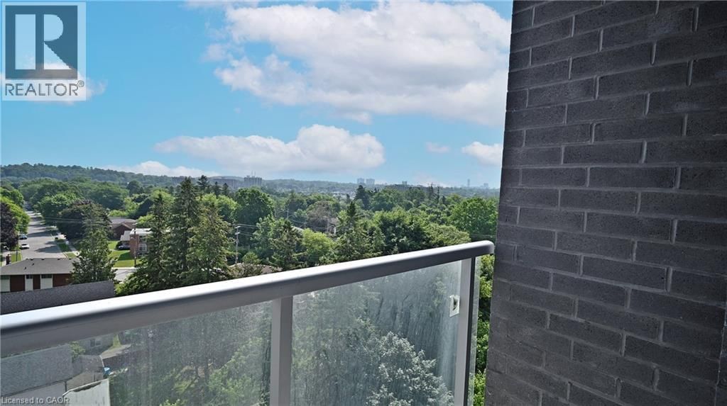 8802 - 158 KING STREET NORTH Image 23