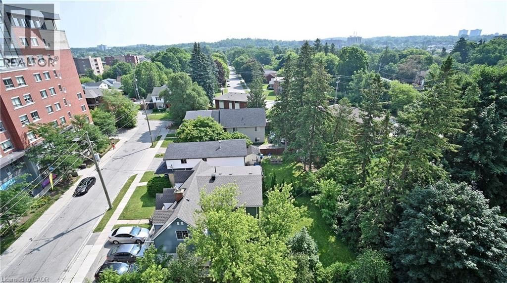 8802 - 158 KING STREET NORTH Image 27