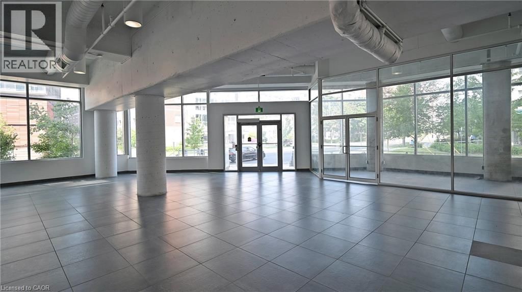 8802 - 158 KING STREET NORTH Image 7