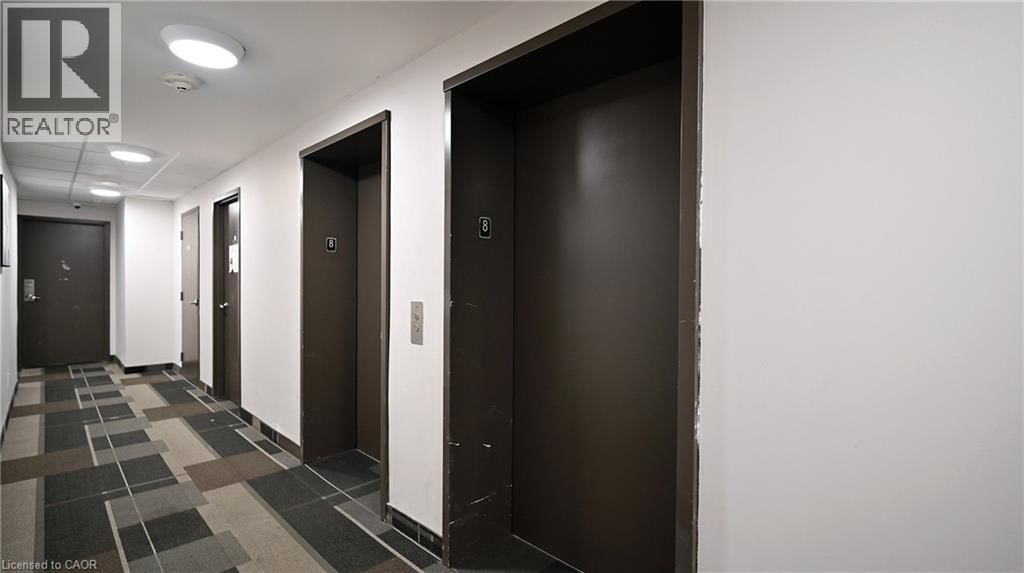 8802 - 158 KING STREET NORTH Image 8