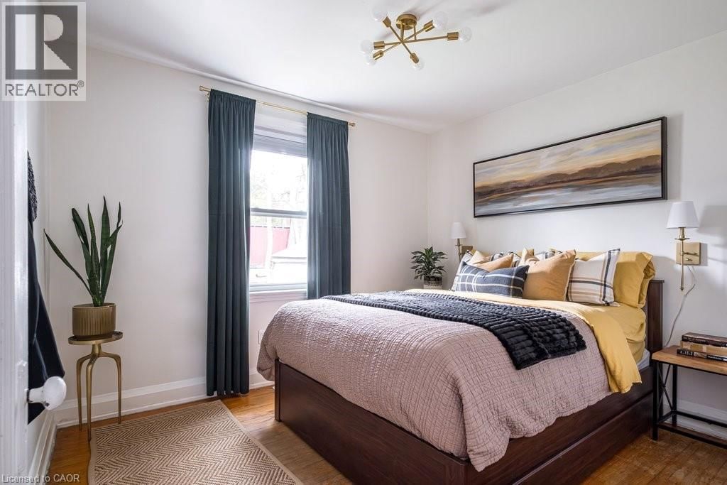 48 LONGWOOD ROAD SOUTH Image 19