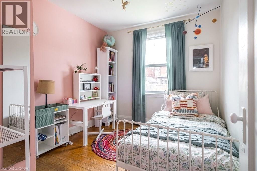 48 LONGWOOD ROAD SOUTH Image 21