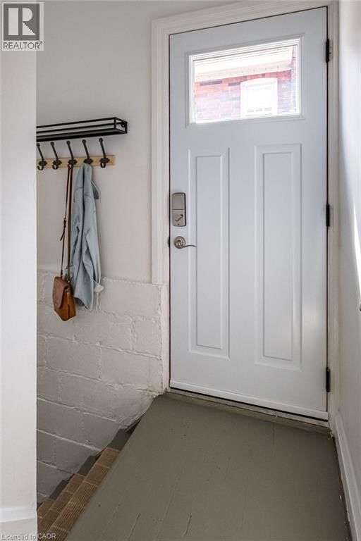 48 LONGWOOD ROAD SOUTH Image 25