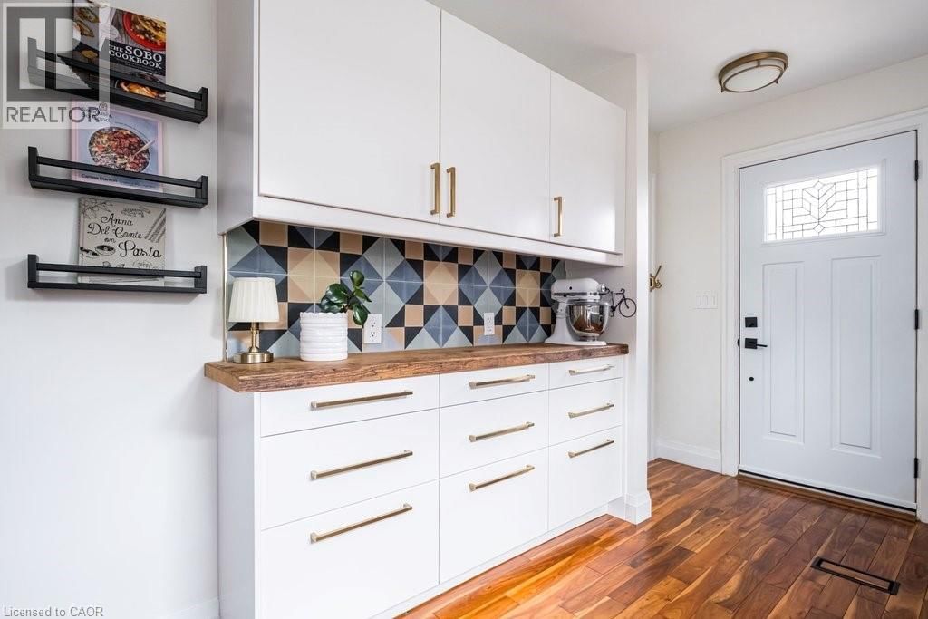 48 LONGWOOD ROAD SOUTH Image 7