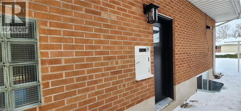 LOWER - 90 WEDGEWOOD DRIVE Image 12