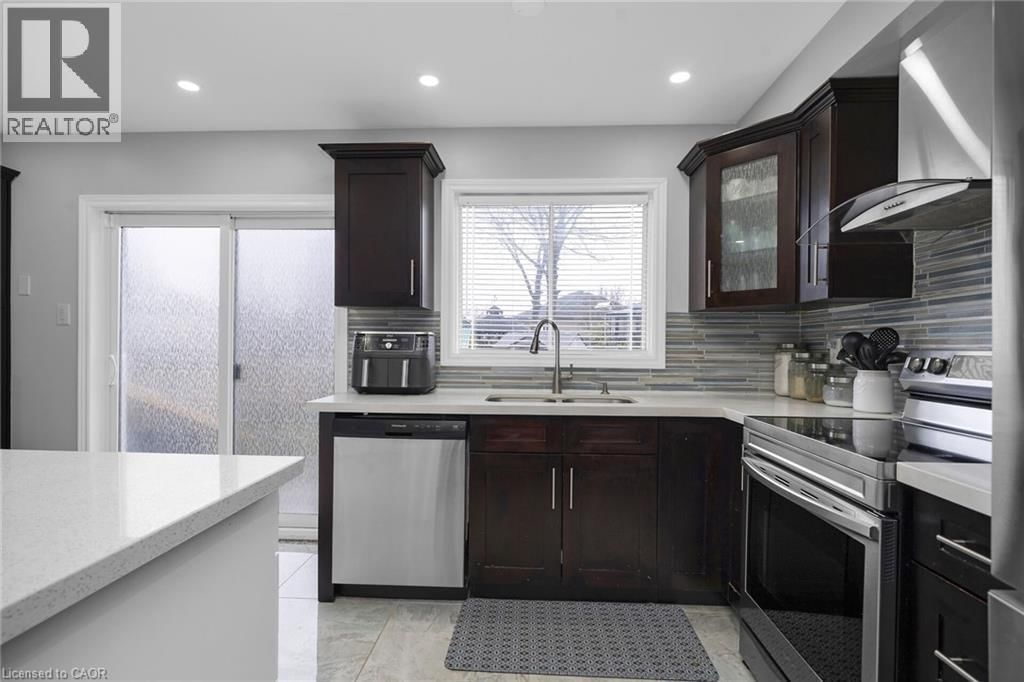 114 ROYAL ORCHARD DRIVE Image 11