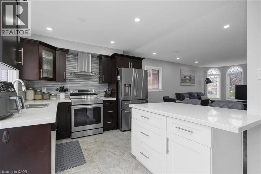 114 ROYAL ORCHARD DRIVE Image 12