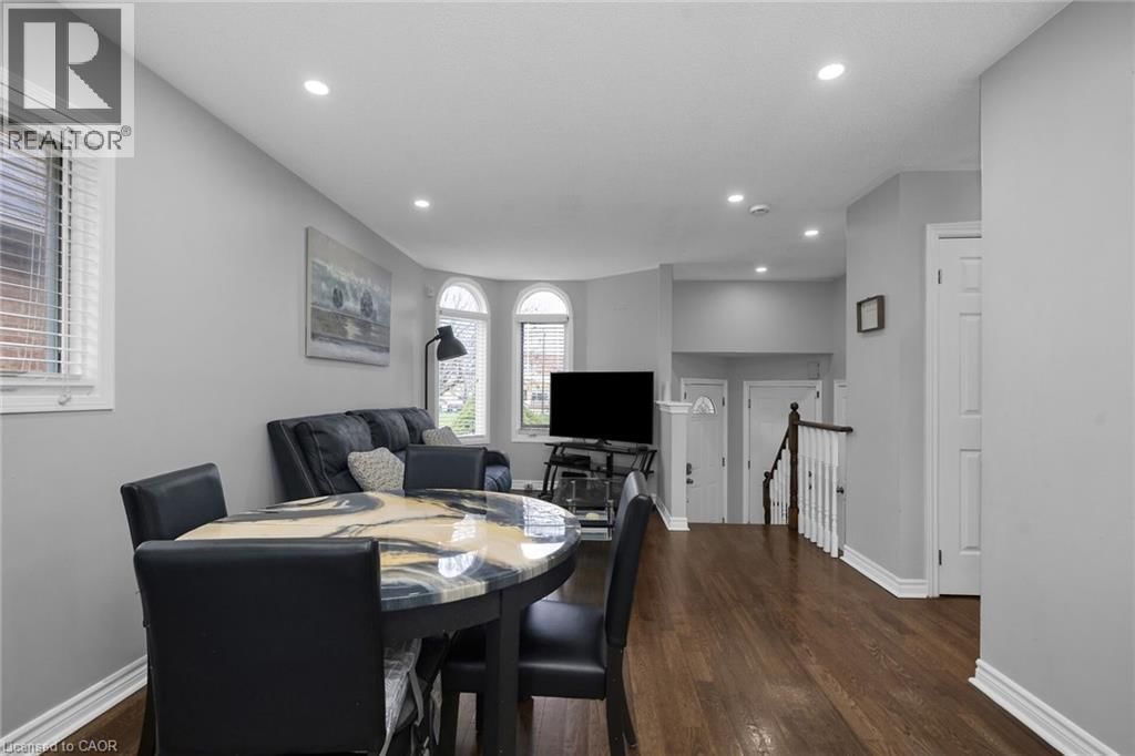 114 ROYAL ORCHARD DRIVE Image 15