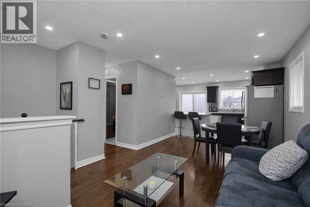 114 ROYAL ORCHARD DRIVE Image 16