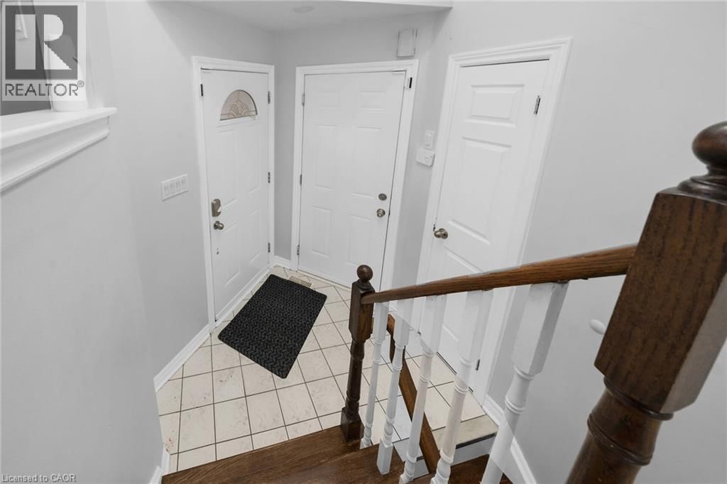 114 ROYAL ORCHARD DRIVE Image 4