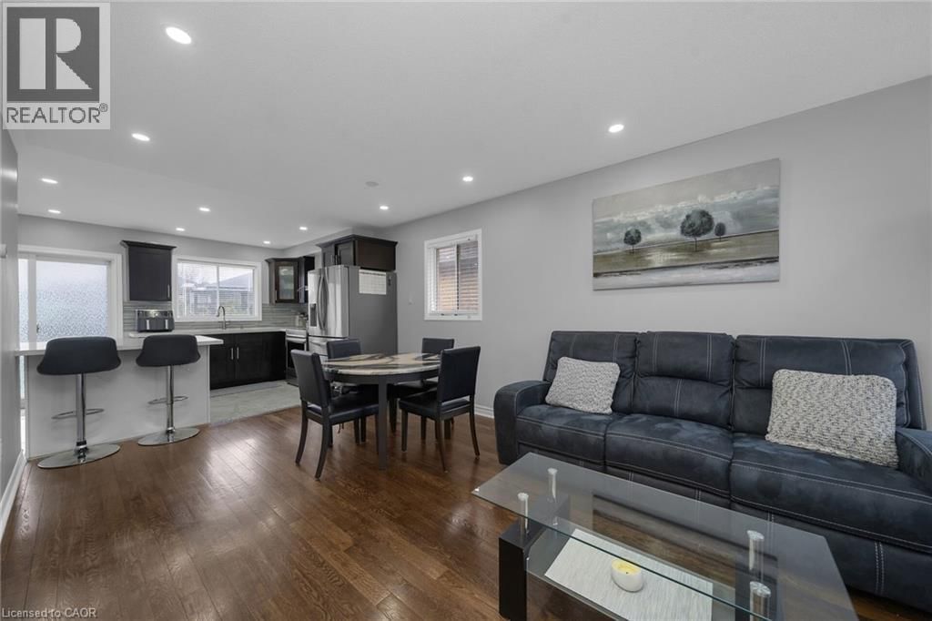 114 ROYAL ORCHARD DRIVE Image 6