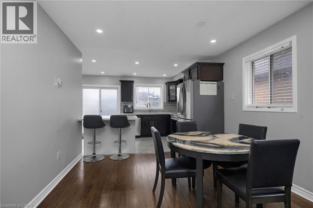 114 ROYAL ORCHARD DRIVE Image 9