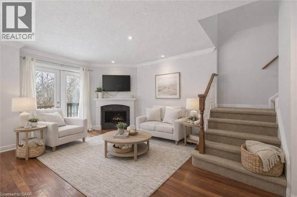 11 - 2065 SIXTH LINE Image 11