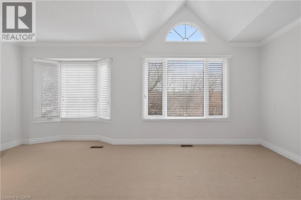 11 - 2065 SIXTH LINE Image 27