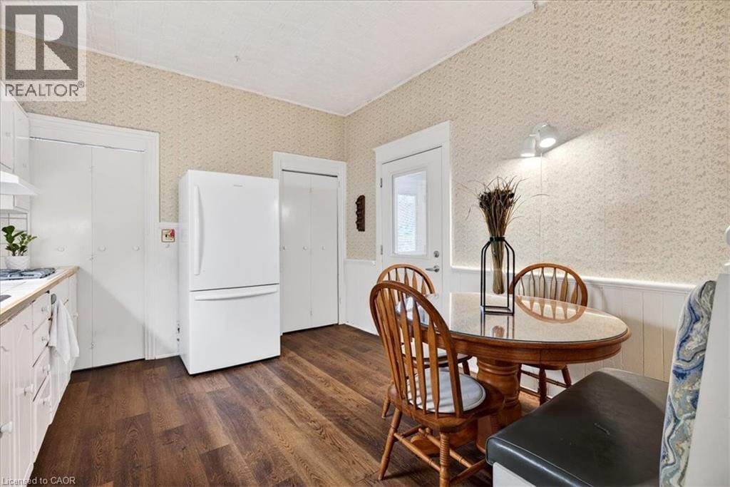 139 QUEEN STREET SOUTH Image 15