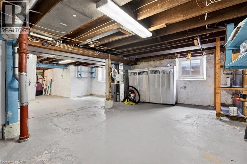 139 QUEEN STREET SOUTH Image 27