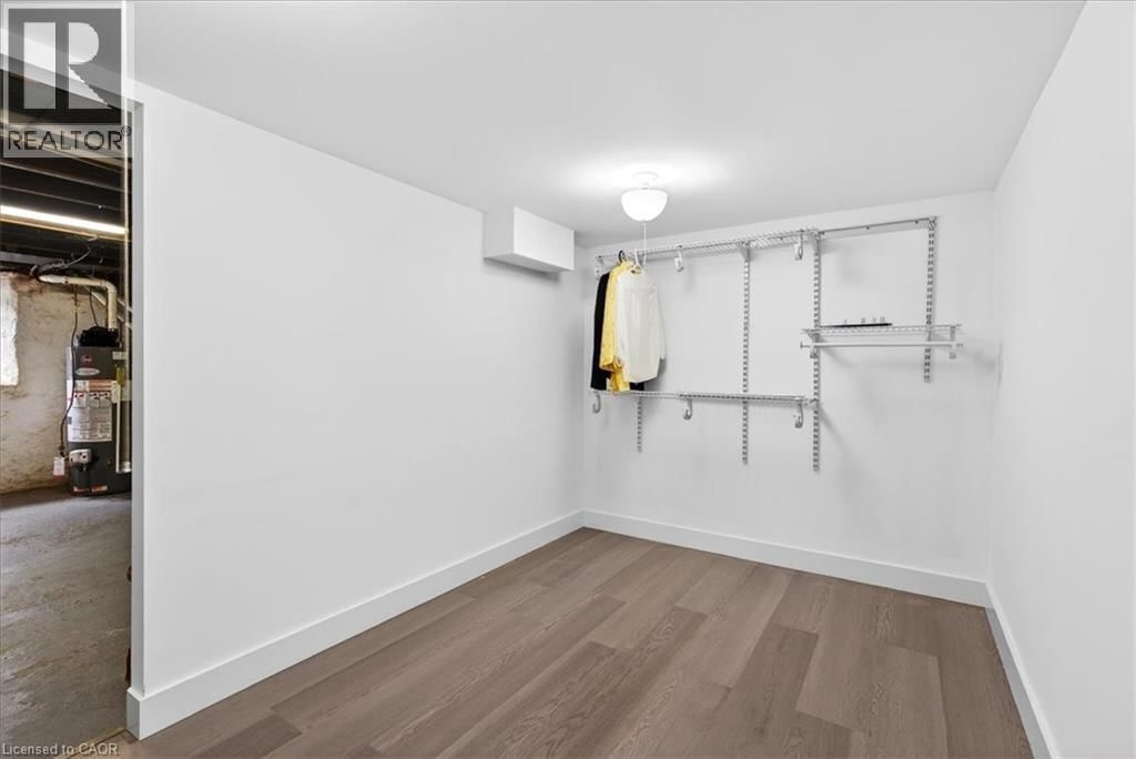 139 QUEEN STREET SOUTH Image 28