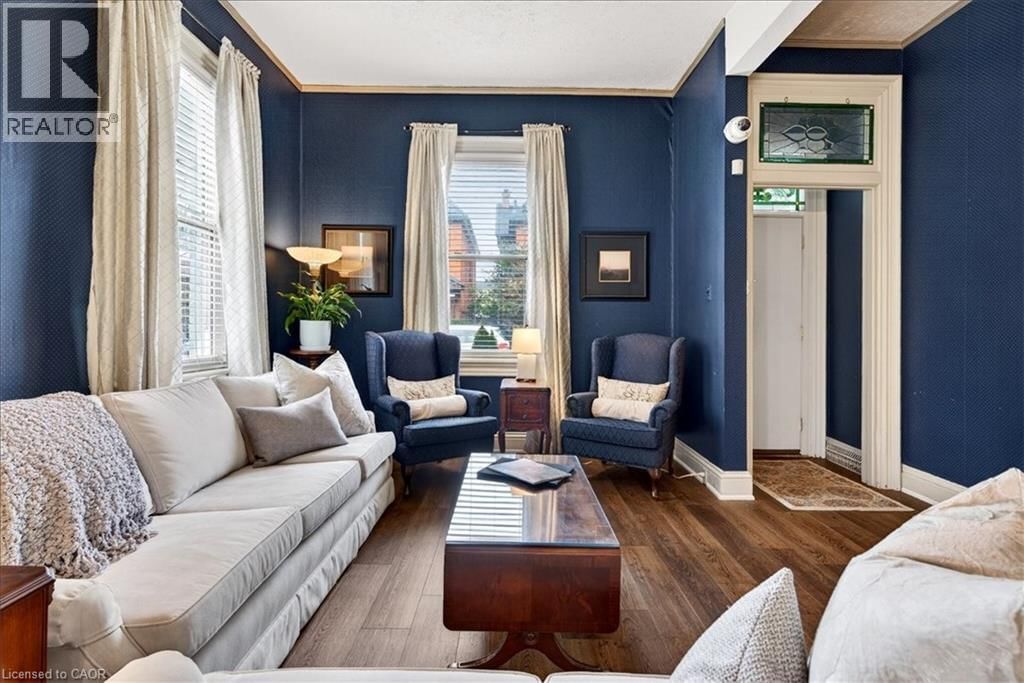 139 QUEEN STREET SOUTH Image 5