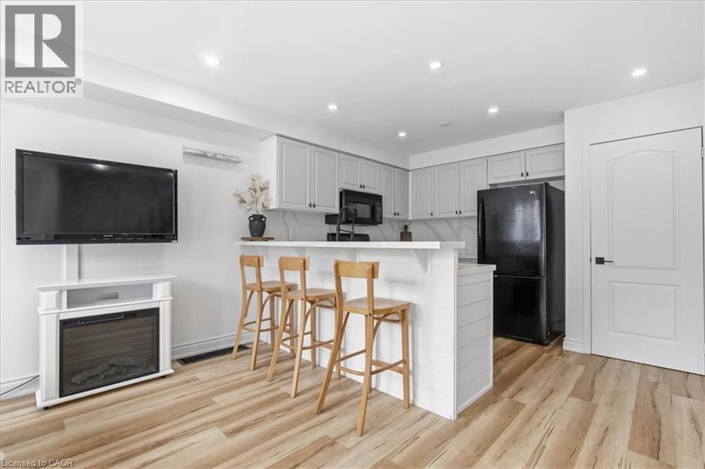 105 - 620 FERGUSON DRIVE Image 17