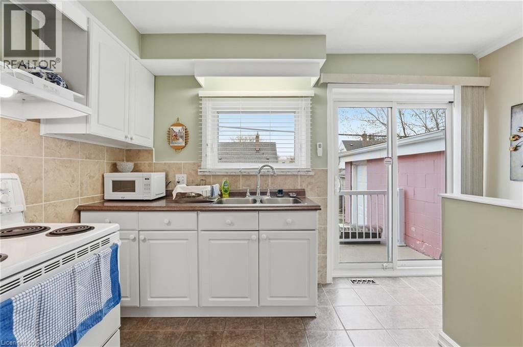 54 BINGHAM ROAD Image 14